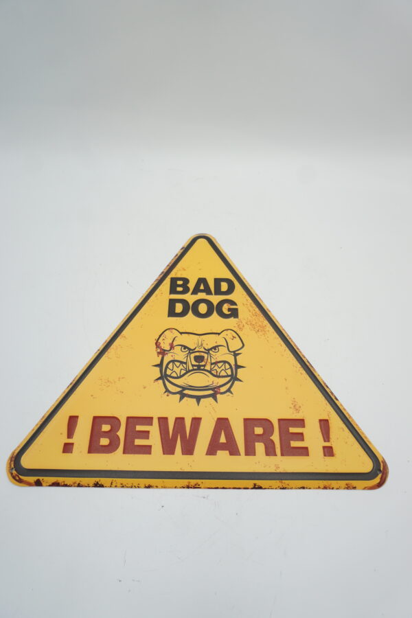 BLASZANY SZYLD - TABLICZKA "BAD DOG" 30X34 cm.