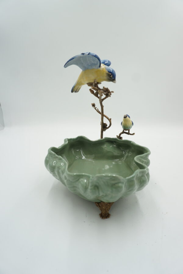 PATERA PORCELANA Z BRĄZEM DWA PATASZKI.