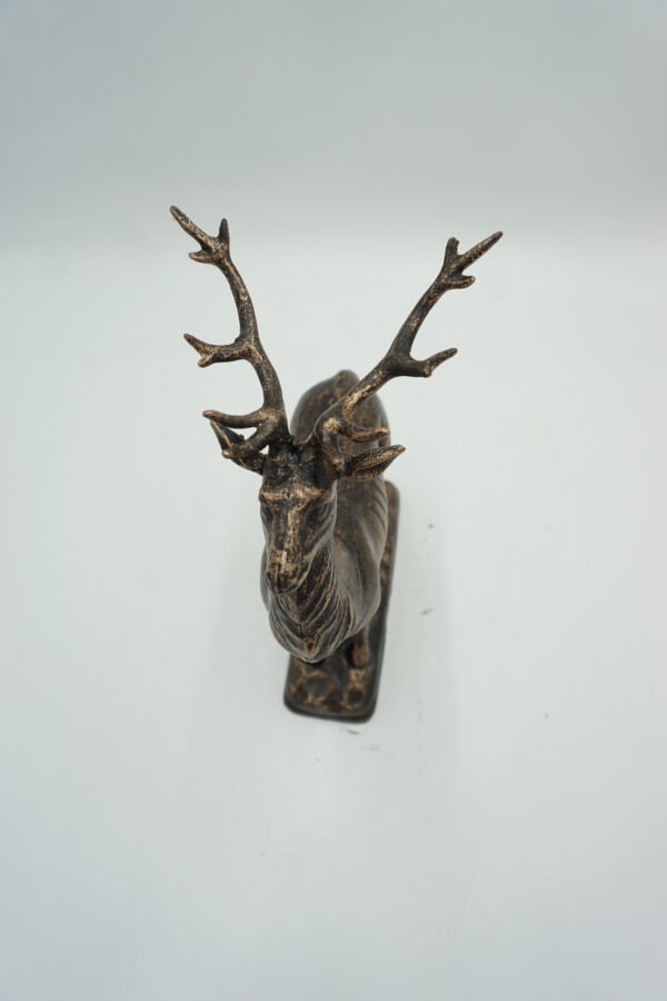 ŻELIWNA FIGURA JELEŃ