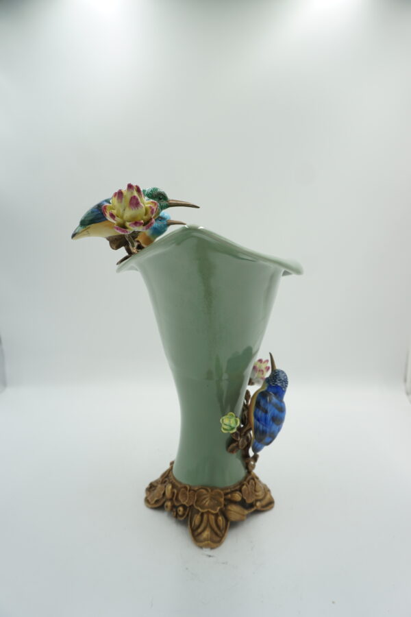 WAZON Z PTASZKAMI PORCELANA Z BRĄZEM