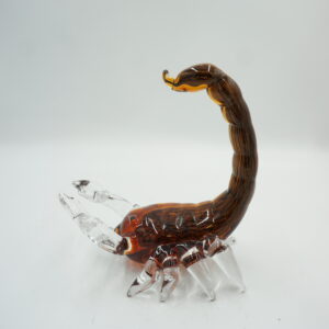 SZKLANA FIGURA STYL MURANO, SKORPION