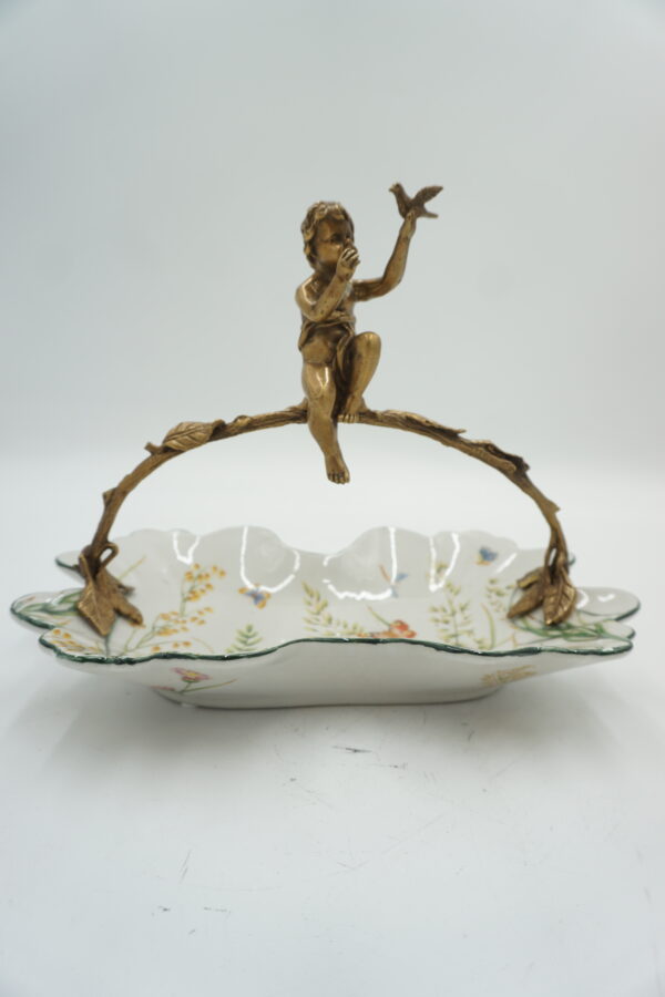 PATERA PATERKA PORCELANA Z BRĄZEM - CHŁOPCZYK Z PTASZKIEM