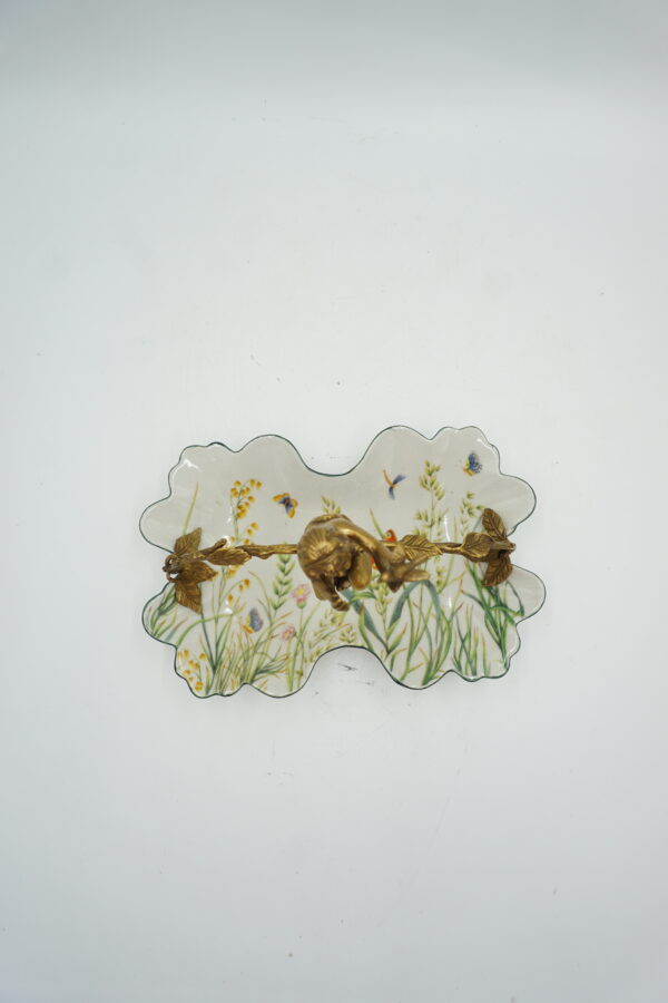 PATERA PATERKA PORCELANA Z BRĄZEM - CHŁOPCZYK Z PTASZKIEM