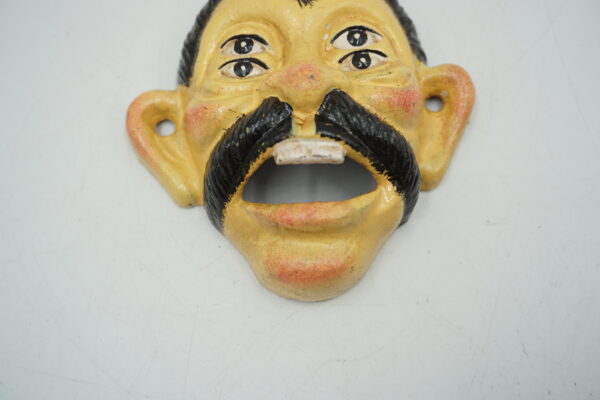 ŻELIWNY OTWIERACZ DO BUTELEK