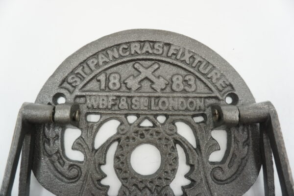 ŻELIWNY WIESZAK UCHWYT NA PAPIER