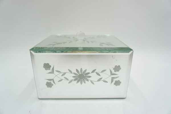 SZKLANA SZKATUŁKA NA BIŻUTERIĘ