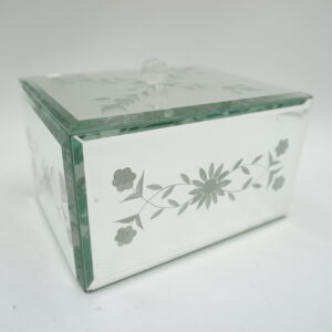 SZKLANA SZKATUŁKA NA BIŻUTERIĘ