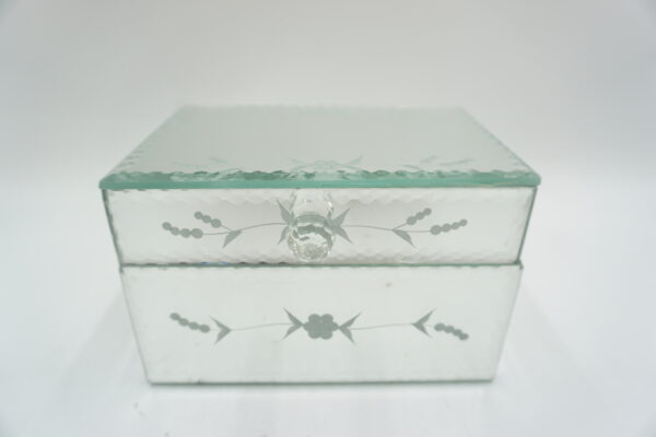 SZKLANA SZKATUŁKA NA BIŻUTERIĘ