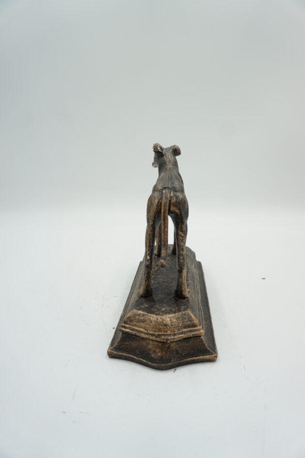 ŻELIWNA FIGURKA PIES CHART PIES GOŃCZY