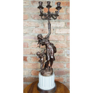 DUŻY POSTACIOWY ŚWIECZNIK Z BRĄZU KOBIETA Z AMOREM 5 ŚWIEC wys79cm