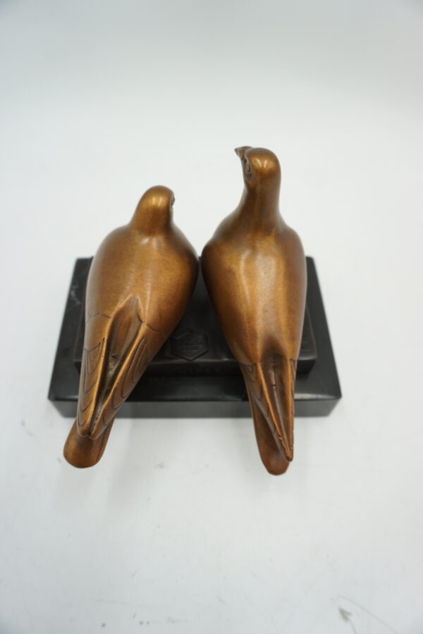 FIGURA Z BRĄZU DWA GOŁĘBIE