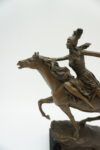 FIGURA Z BRĄZU WALKIRIA WOJOWNICZKA NA KONIU