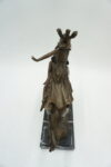 FIGURA Z BRĄZU WALKIRIA WOJOWNICZKA NA KONIU