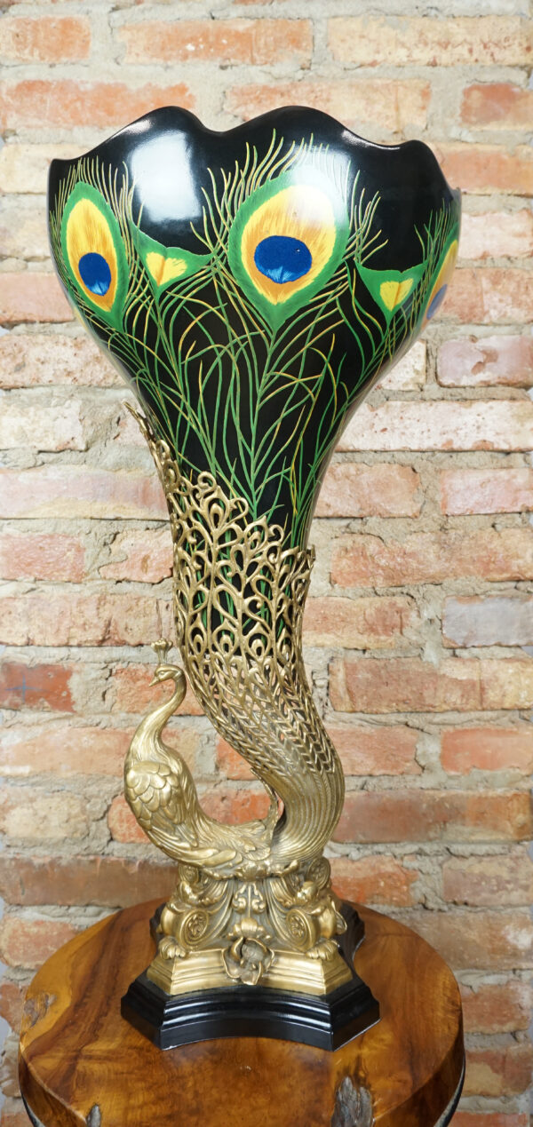 DUŻY PAW WAZON PUCHAR PORCELANOWY Z BRĄZEM