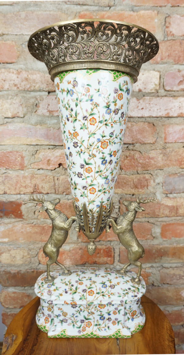 WAZON PUCHAR PORCELANOWY OKUTY BRĄZEM Z JELENIAMI DLA MYŚLIWEGO