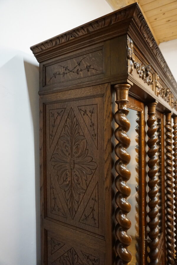 TRZYDRZWIOWA BIBLIOTEKA BOGATO RZEŹBIONA SPIRALNE KOLUMNY FRANCJA