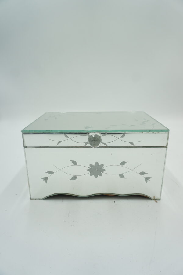 SZKLANA SZKATUŁKA NA BIŻUTERIĘ