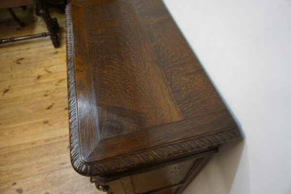 SEKRETERA SEKRETARZYK MYŚLIWSKI STARY RZEŹBY ŻYWYCH ZWIERZĄT BAREK