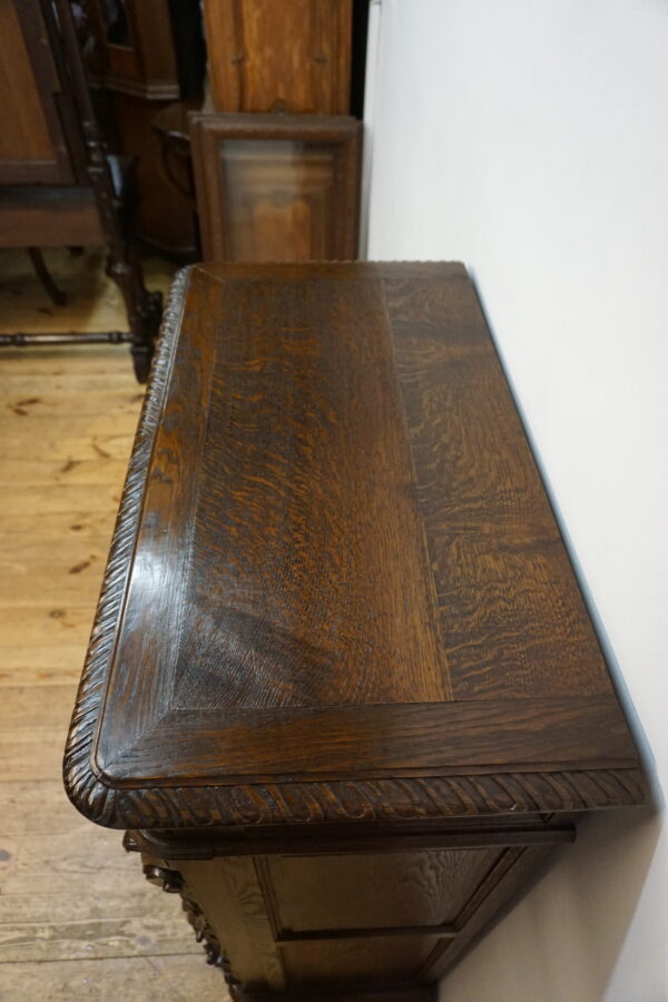 SEKRETERA SEKRETARZYK MYŚLIWSKI STARY RZEŹBY ŻYWYCH ZWIERZĄT BAREK