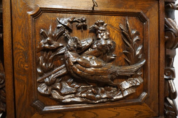 SEKRETERA SEKRETARZYK MYŚLIWSKI STARY RZEŹBY ŻYWYCH ZWIERZĄT BAREK