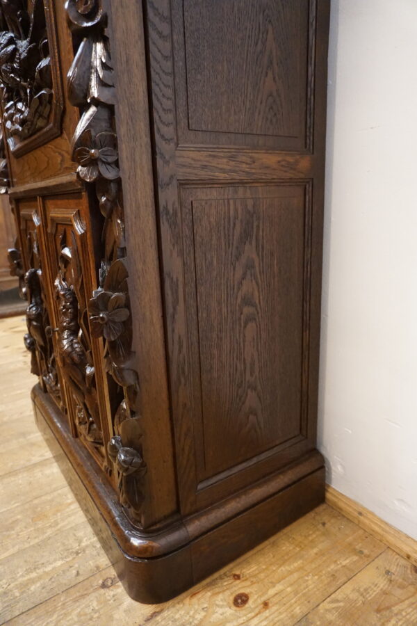 SEKRETERA SEKRETARZYK MYŚLIWSKI STARY RZEŹBY ŻYWYCH ZWIERZĄT BAREK