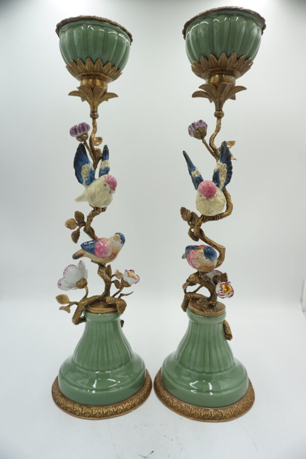 DUŻA PARA ŚWIECZNIKÓW PTASZKI PORCELANA Z BRĄZEM CUDO wys-54cm