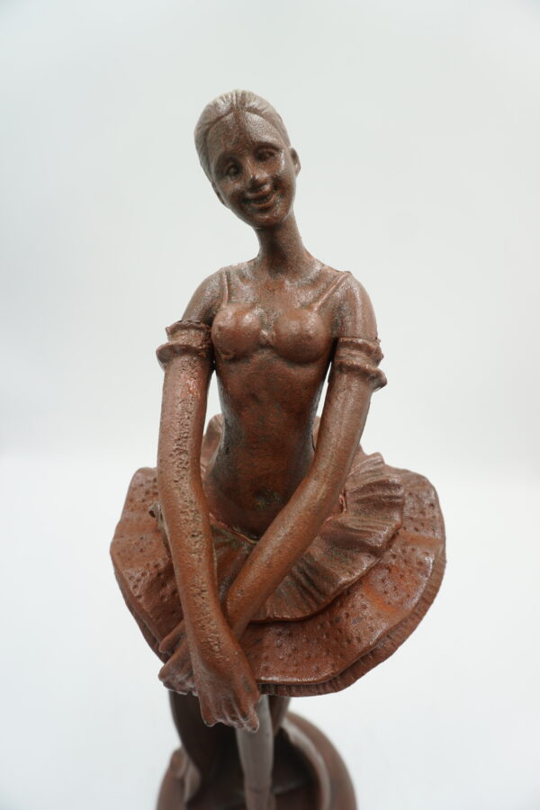 ŻELIWNA FIGURKA BALETNICA BALERINA