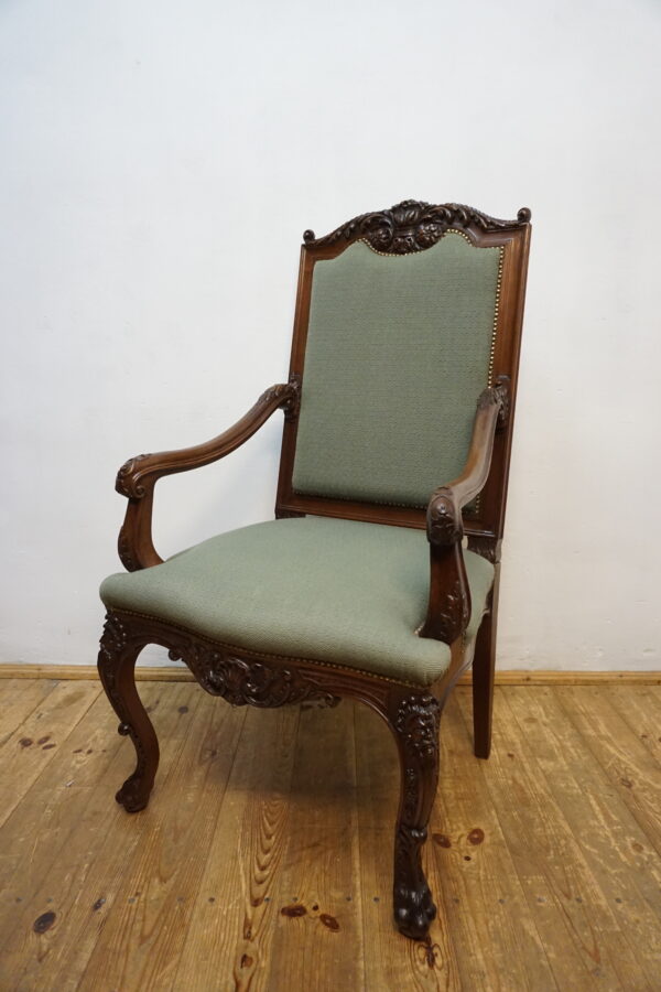 STARY DOSTOJNY FOTEL DO BIURKA RZEŻBIONY GŁOWY NA LWICH ŁAPACH SPRĘŻYNY