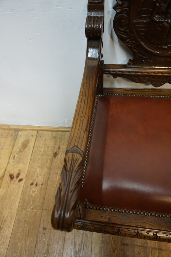 RĘCZNIE RZEŹBIONY DOSTOJNY FOTEL BRETOŃSKI DO BIURKA SKÓRA