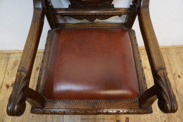 RĘCZNIE RZEŹBIONY DOSTOJNY FOTEL BRETOŃSKI DO BIURKA SKÓRA