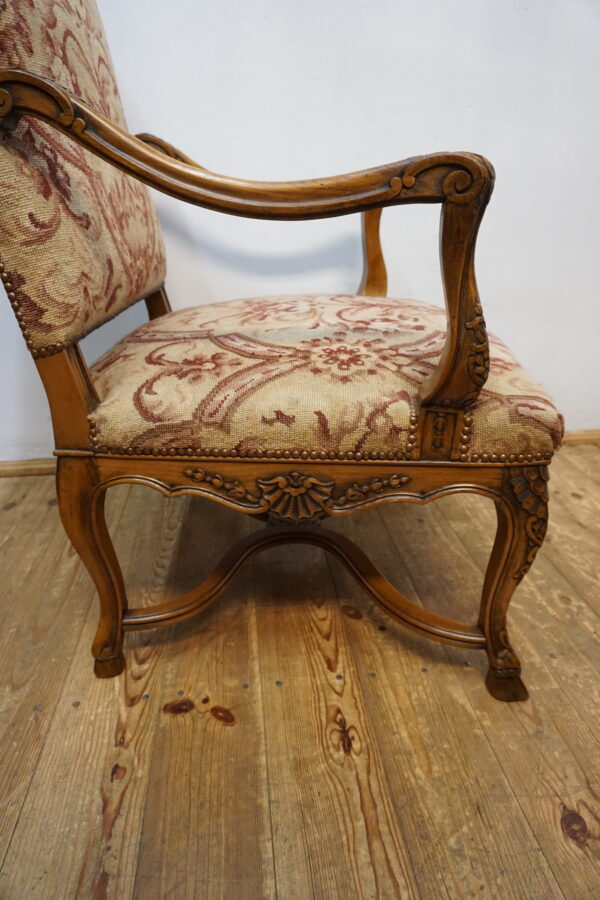 DOSTOJNY DUŻY FOTEL RZEŻBIONY GOBELIN KOPYTA