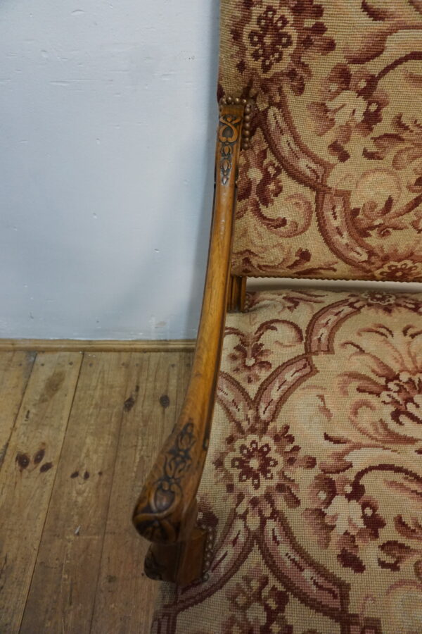 DOSTOJNY DUŻY FOTEL RZEŻBIONY GOBELIN KOPYTA