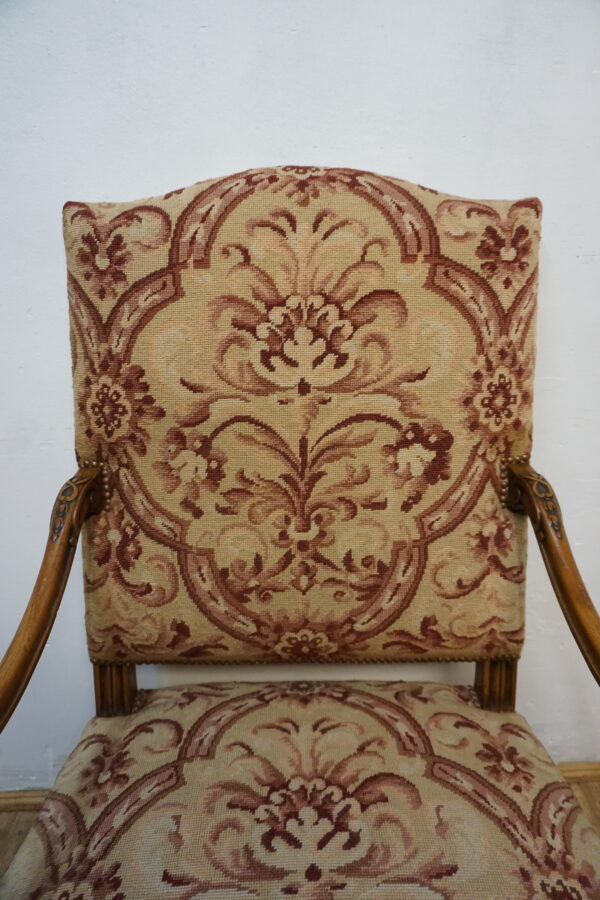 DOSTOJNY DUŻY FOTEL RZEŻBIONY GOBELIN KOPYTA