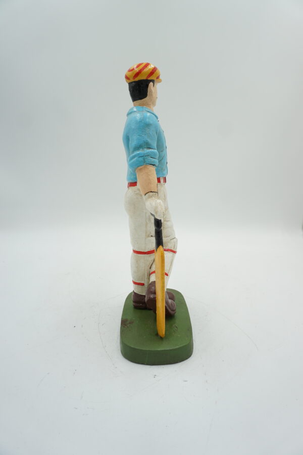 ŻELIWNA FIGURKA GRACZ W KRYKIETA