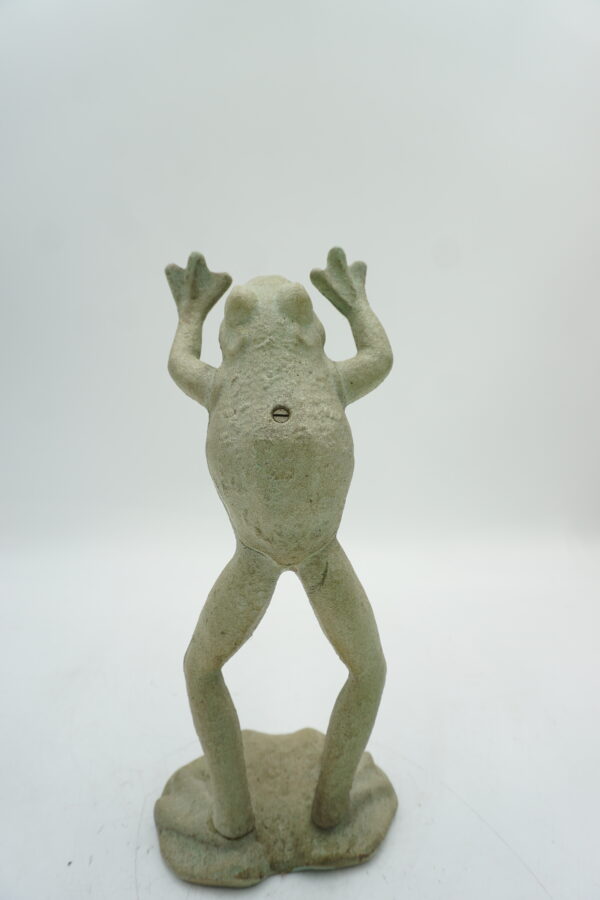 ŻELIWNA FIGURKA ŻABA