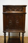 SZAFKA BRETROŃSKA STOLIK NOCNY BOGATO RZEŹBIONA