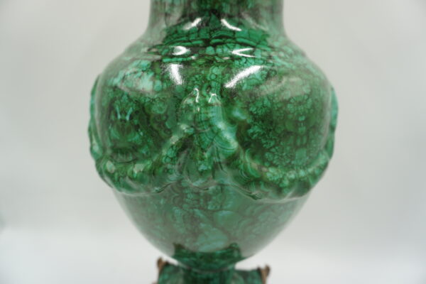 WAZON AMFORA BRĄZ+PORCELANA MOTYLKI