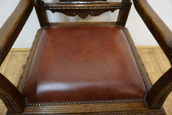 RĘCZNIE RZEŹBIONY DOSTOJNY FOTEL BRETOŃSKI DO BIURKA SKÓRA 2