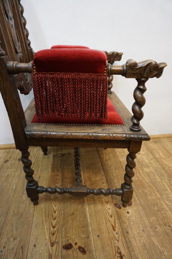 DOSTOJNY RZEŹBIONY FOTEL DĘBOWY NEORENESANS