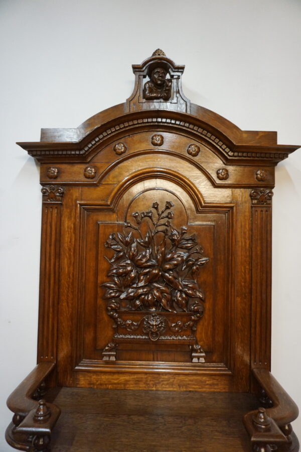 KOMODA Z NADSTAWKĄ SZAFKA palacza z motywem liści tytoniu – XIX wiek