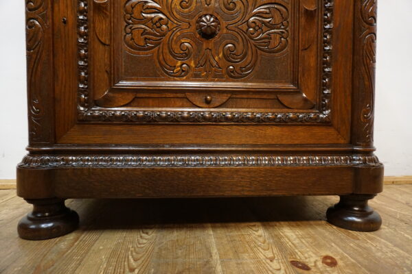 STARY NIESPOTYKANY RZEŹBIONY KREDENS Z PRZESZKLENIEM