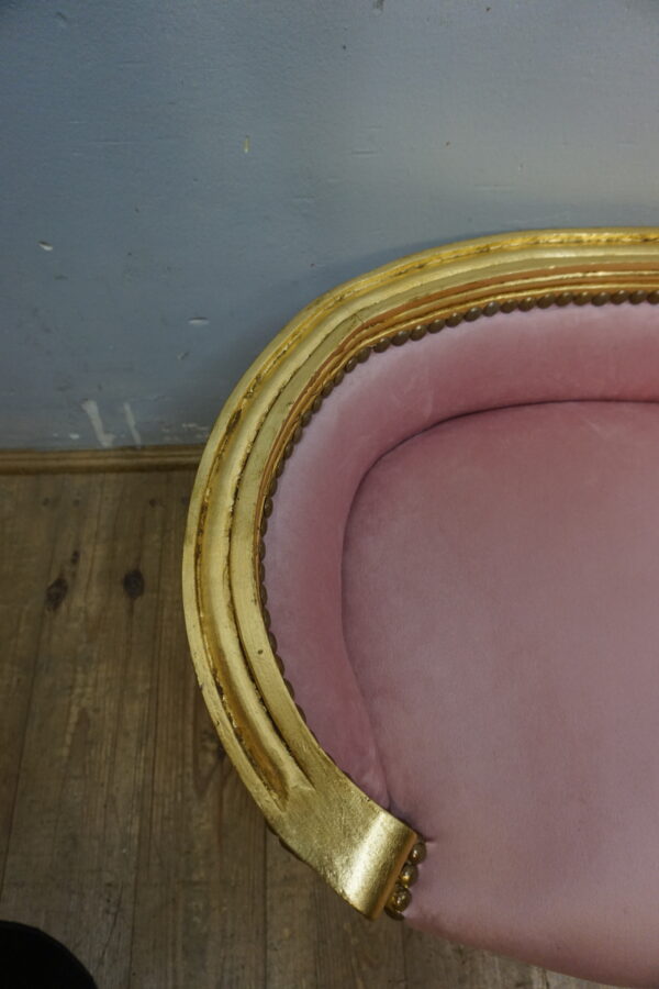 Eleganckie legowisko dla psa kota – stylowe i wygodne róż i złoto