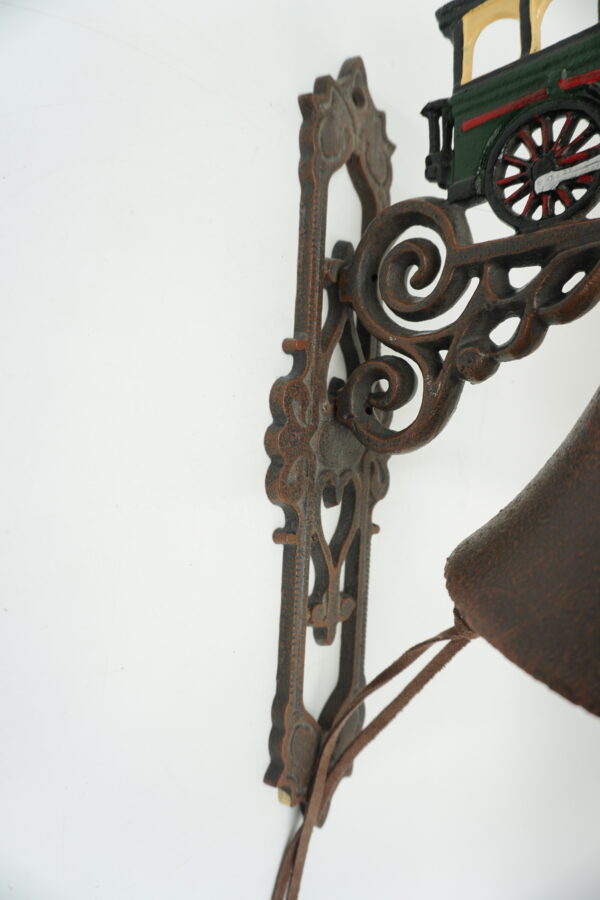 PIĘKNY ŻELIWNY DZWON DZWONECZEK LOKOMOTYWA DOM I OGRÓD