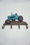 ŻELIWNY WIESZAK NIEBIESKI TRAKTOR