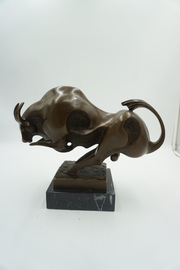 FIGURA Z BRĄZU BYK SIŁA GIEŁDA HOSSA