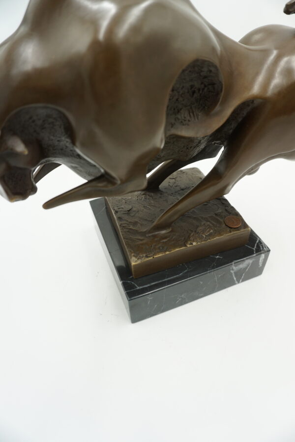 FIGURA Z BRĄZU BYK SIŁA GIEŁDA HOSSA