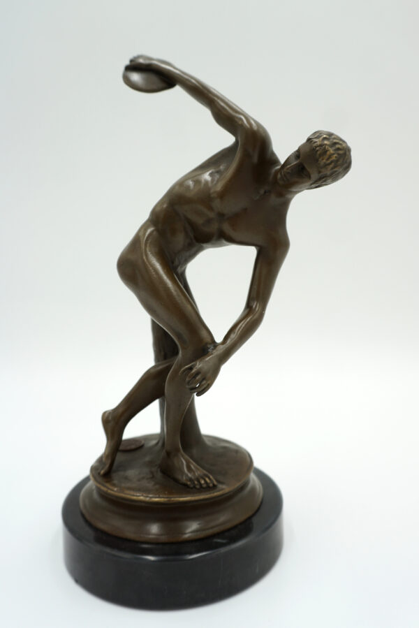FIGURA Z BRĄZU DYSKOBOL wg MYRONA