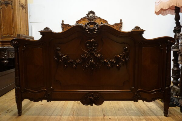 STARE DUŻE RZEŹBIONE MAHONIOWE ŁOŻE STELAŻ 150x200