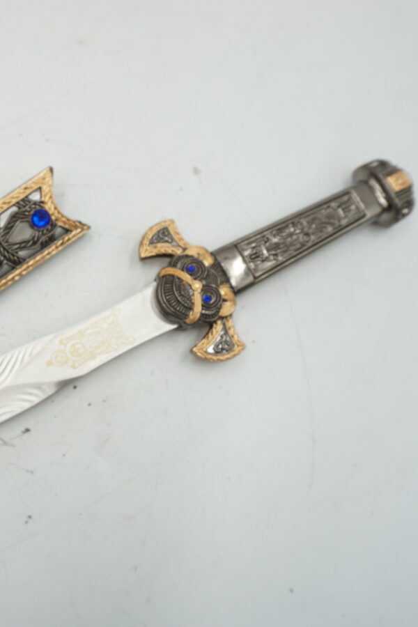 DEKORACYJNY NÓŻ OZDOBNY SZTYLET KORDZIK Z POCHWĄ