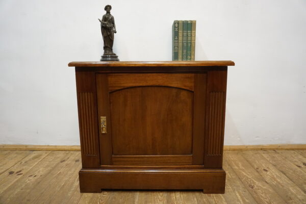 ZGRABNA SZAFKA KOMÓDKA BAREK